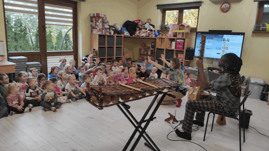 Koncert „Muzyka z dalekiego kraju” w wykonaniu artystów Kubica Art