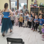 O Polsce, Warsie i Sawie – opowiadają instrumenty dęte.